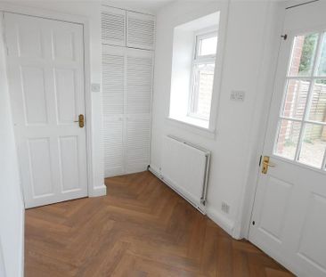 3 bedroom house to rent - Photo 2