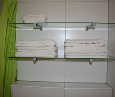 EINDHOVEN, Woenselse markt - Photo 3