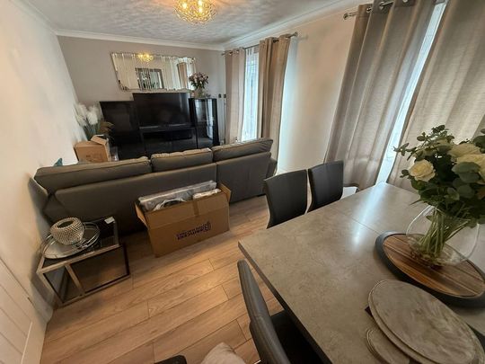 3 bedroom terraced house to rent - Photo 1