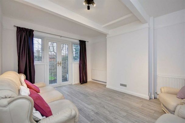 Green Lane, Streatham, SW16 - Photo 1