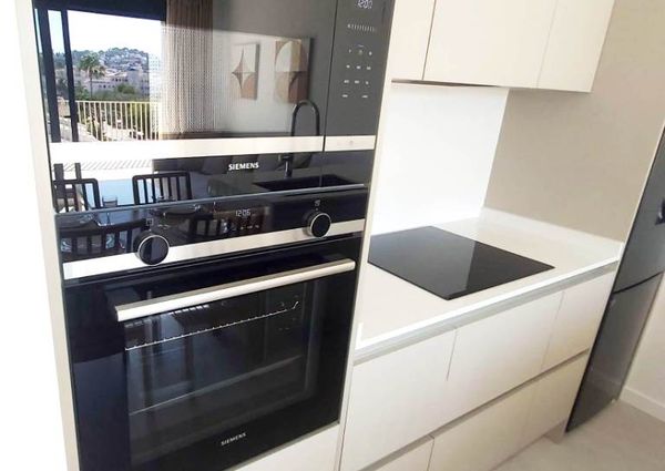 For rent long term NEW and MODERN apartment with 2 bedrooms in Denia