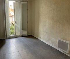 Appartement à louer, 3 pièces - Pézenas 34120 - Photo 1