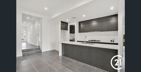 Modern 5-Bedroom Luxury Home in the Heart of Box Hill! - Photo 5