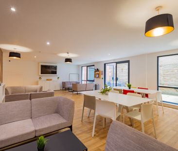 studio to rent West Bar House, 70 Furnace Hill, Sheffield, S3 - Photo 4