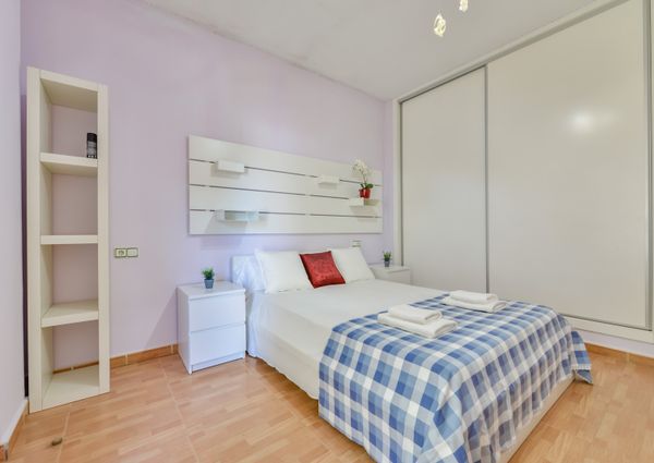 FOR RENT VILLA MORAIRA with 4 bedrooms for LONG TERM NEAR THE BEACH AND THE CITY