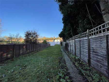 2 bedroom semi-detached house to rent - Photo 5