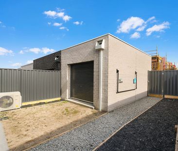 1 Seve Walk, Clyde North, Vic 3978 - Photo 6
