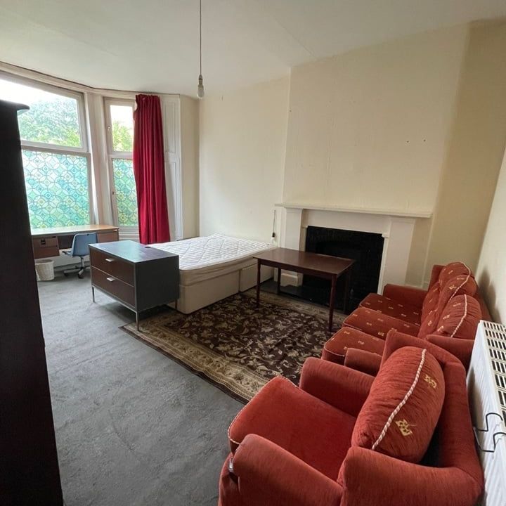 2 Bed Flat, Cecil Street, G12 - Photo 1