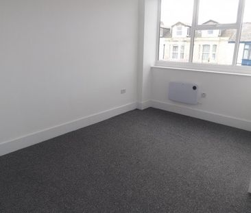 Waterloo Road, Blackpool - Photo 1