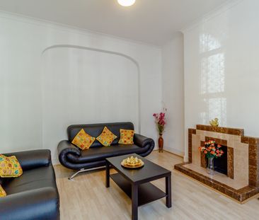 4 Bed Terraced House, Landseer Road, N19 - Photo 2