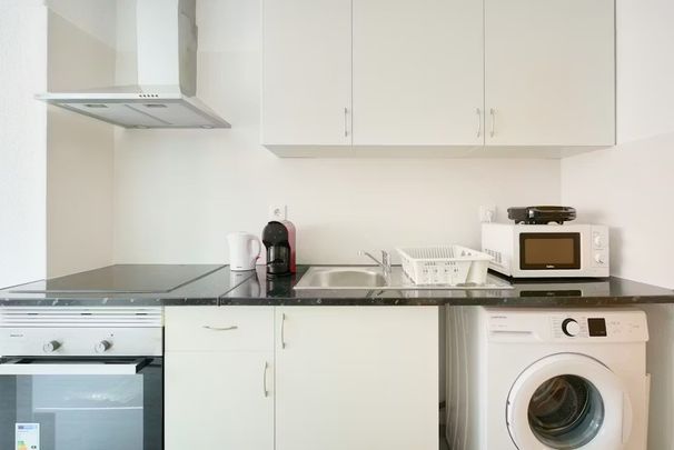 Avenida Fontes Pereira de Melo, Lisbon, Lisbon 1050-055 - Photo 1