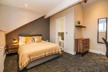 6 bedroom terraced house to rent - Photo 5
