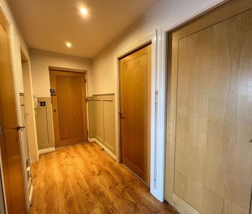 Carrfield, Hyde, SK14 4GH - Photo 5