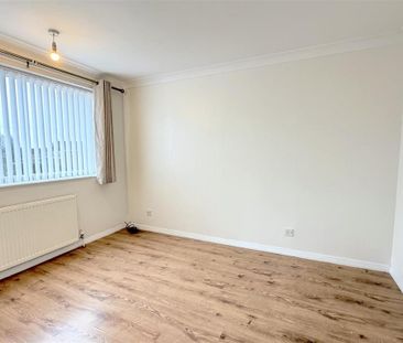 3 bedroom detached house to rent - Photo 3