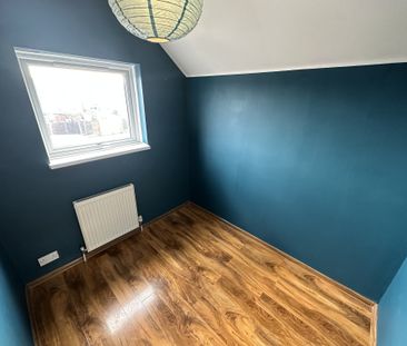 Dickens Avenue, Great Yarmouth - Photo 5