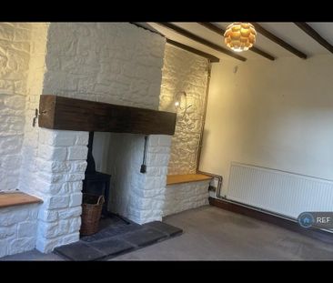 3 bedroom semi-detached house to rent - Photo 1