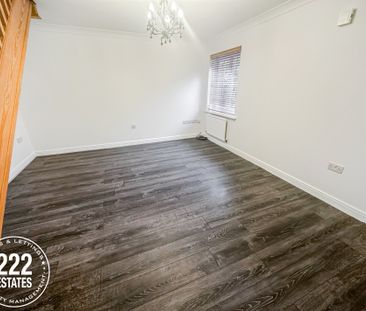 Thorneycroft Drive Warrington WA1 3FW - Photo 1