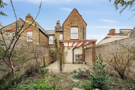 2 Bed End Terrace, Farrant Avenue, N22 - Photo 2