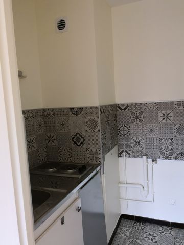 Location Appartement 1 pièce 24m² DIJON 21000 - Photo 2