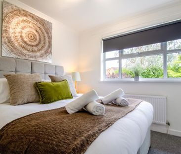 3 bedroom semi-detached house to rent - Photo 5