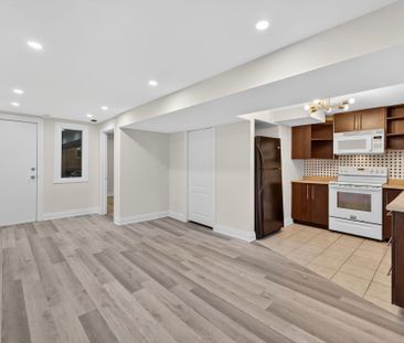 For Lease - 23 Blair Crescent, Barrie, Ontario - Photo 5
