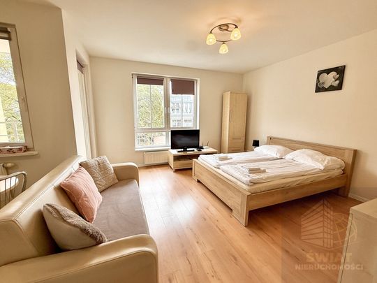 Przytulne mieszkanie z balkonem na Starym Mieście - Zdjęcie 1