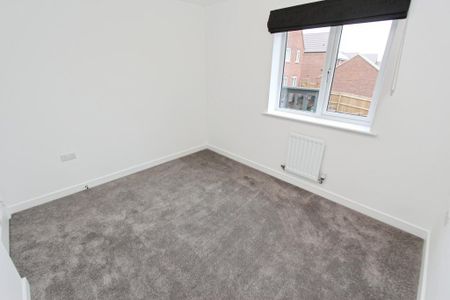 3 bedroom detached house to rent - Photo 2