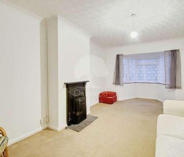 Fairfield Avenue, Datchet, Slough, SL3 - Photo 4