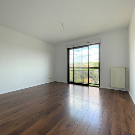 Location Appartement 1 pièce 23m² ONET LE CHATEAU 12850 - Photo 3