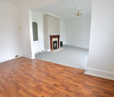 4 bedroom flat to rent - Photo 3