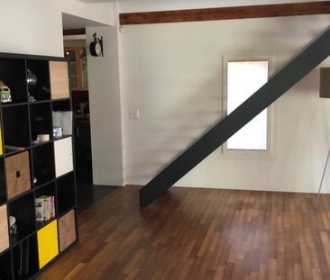 Charmantes 6.5 Zimmer-Apartment mit Kamin und Seeblick in Uetikon a... - Photo 1