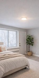 Recently Renovated 2bdrm pet friendly Apt - Photo 3