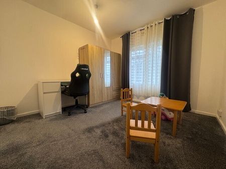 Badenham Grove, Bristol - Photo 4