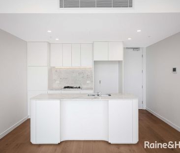 Modern Living with Private Courtyard in Babylon Rouse Hill - Photo 1