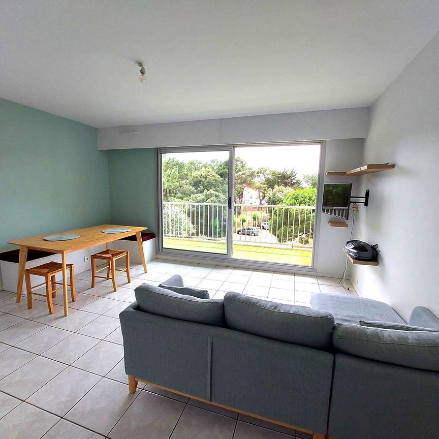 Location Appartement 2 pièces 46m² LES SABLES D OLONNE 85100 - Photo 1