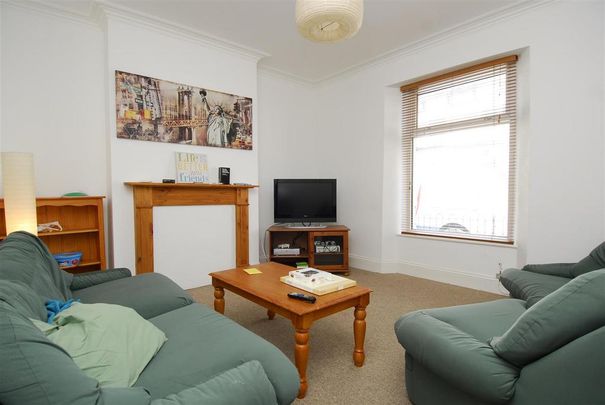 4 bedroom house to rent - Photo 1