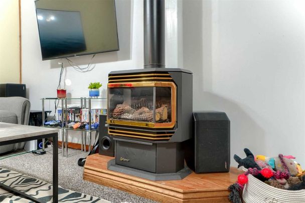 For Lease - 1412 Lakefield Street Unit# BASEMENT, Oshawa, Ontario - Photo 1