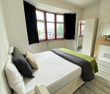 Room in a Shared House, Wembley, HA0 - Photo 4