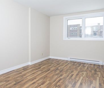 Complexe Du Parc II - 4.5 - 110 Rue St-Francois Nord, Sherbrooke - Photo 3