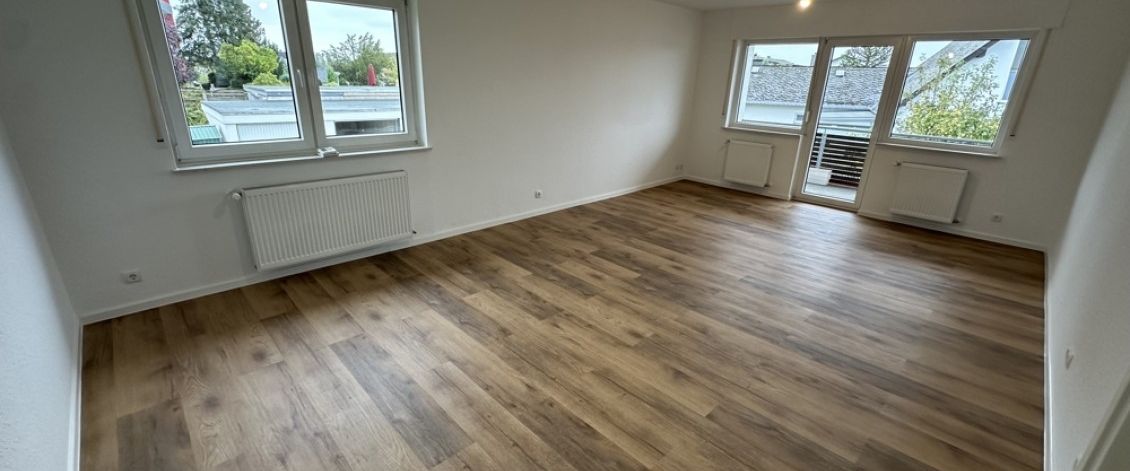 MO0961 - Frisch renovierte, großzügige Wohnung mit Balkon und Garage - Photo 1