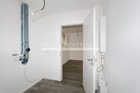 ERSTBEZUG - Moderne 3-Zimmer-Maisonettewohnung mit Terrasse in Hamburg-Bramfeld - Foto 2