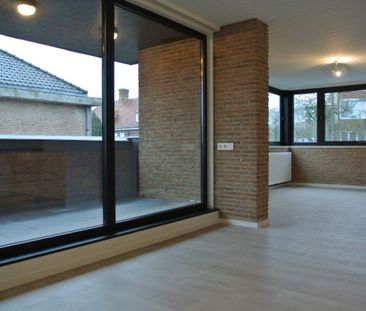 Lichtrijk appartement te huur te Roeselare - Foto 2