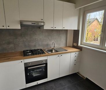 Appartement te huur in Edegem voor € 865 met 2 slaapkamers - Photo 2