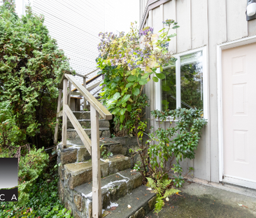 5574 Westhaven Road, Vancouver (Garden Level Suite) - Photo 2