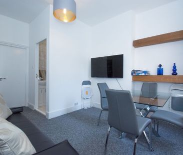 Room in a Shared House, St Albans Road, LE2 - Photo 4