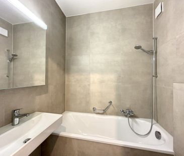 Bel appartement rénové de 2,5 pièces - Photo 3