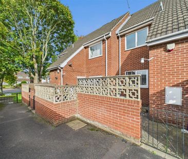 2 bedroom Maisonette to rent - Photo 2