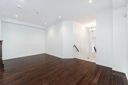 For Lease - 5099 Nestling Grove, Mississauga, Ontario - Photo 4