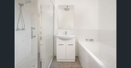 🏡 Spacious Family Home with Pool & Loft Storage – 17 Dumaresq Parade, Metford - Photo 4