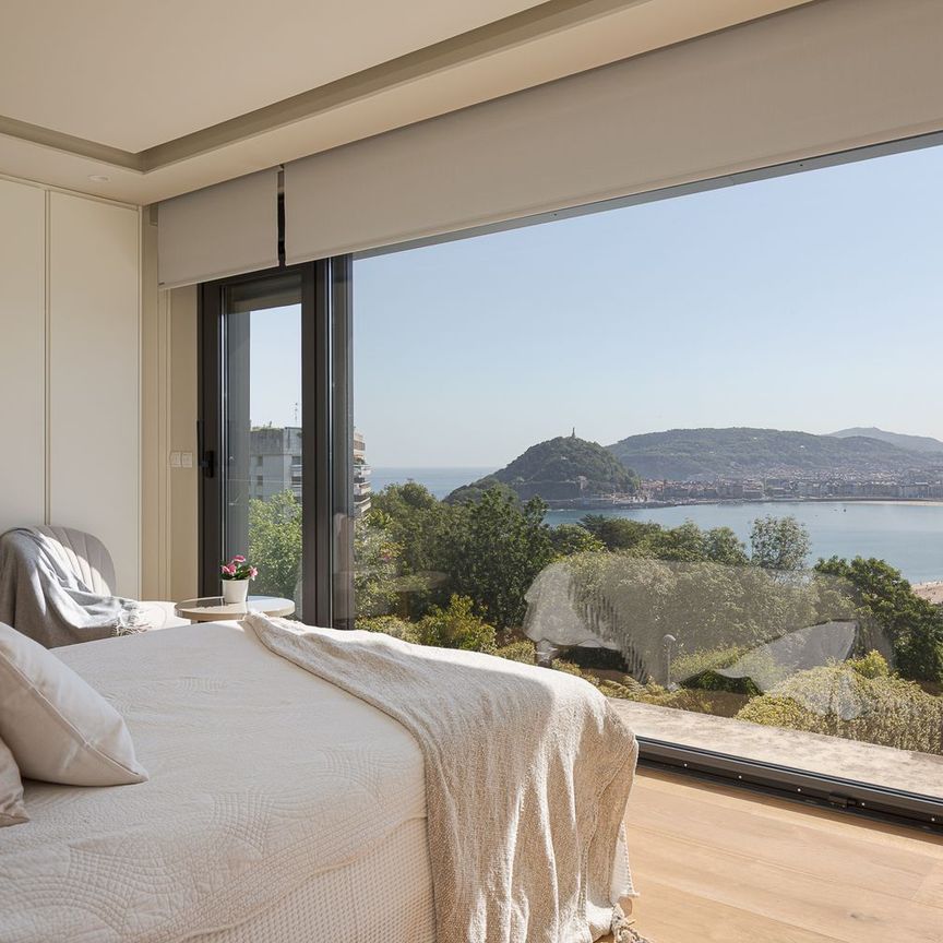 Alquiler de chalet adosado en Marbil Bidea, 29 - Photo 1